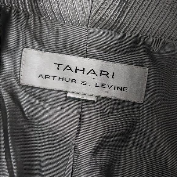 TAHARI! GLAMOROUS SILVER GRAY TEXTURED 2 PC SKIRT & JACKET, BLAZER SUIT! SZ 16 - Picture 10 of 12